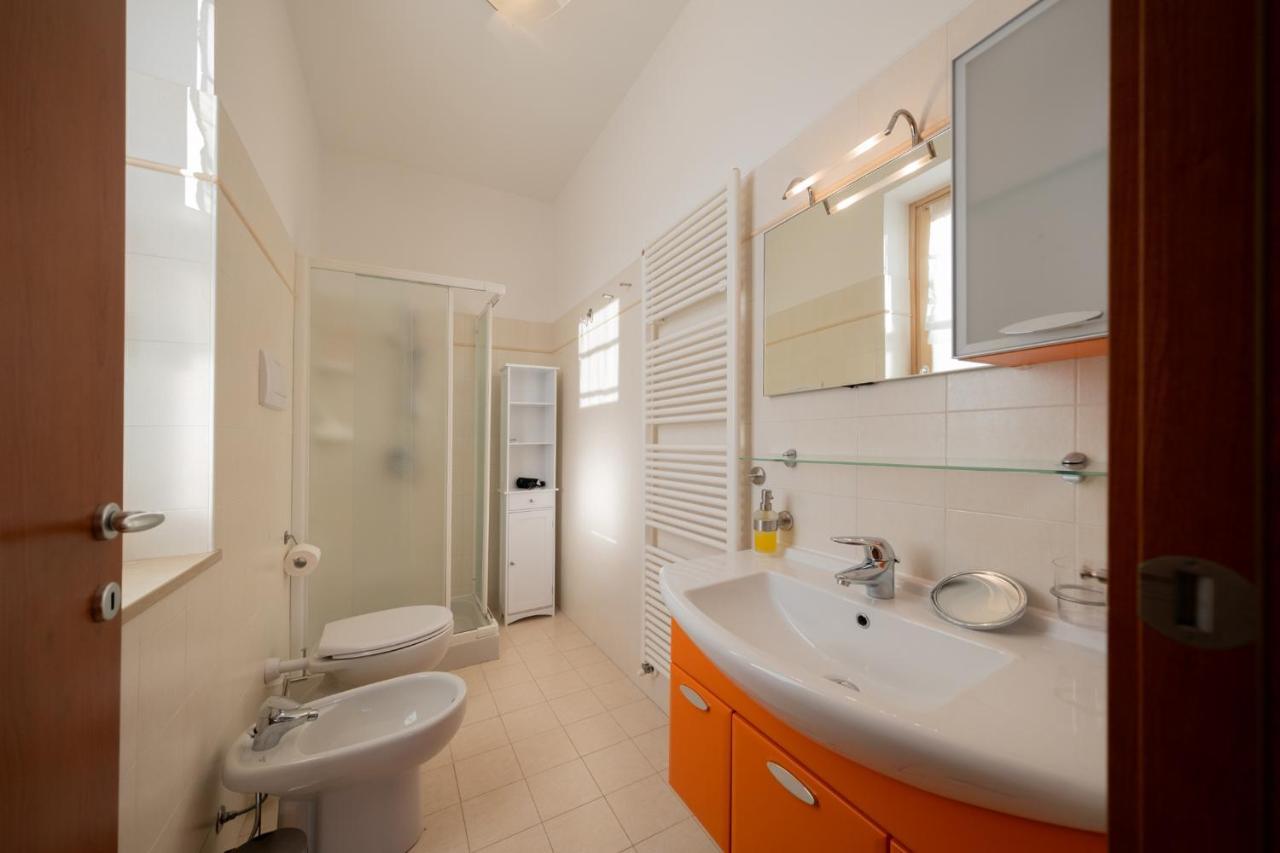 Apartmentsgarda - Rosa Chiare Bardolino Exterior photo