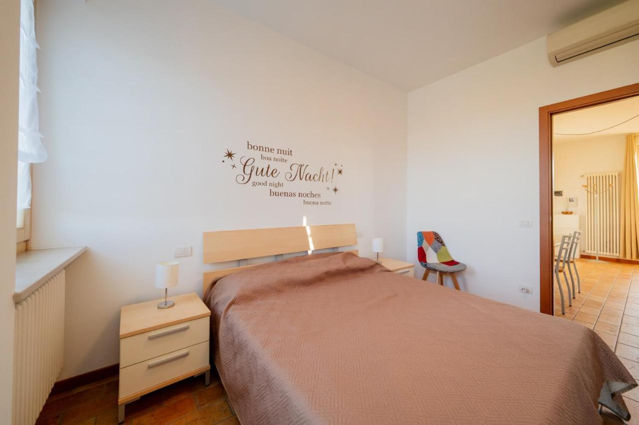 Apartmentsgarda - Rosa Chiare Bardolino Exterior photo